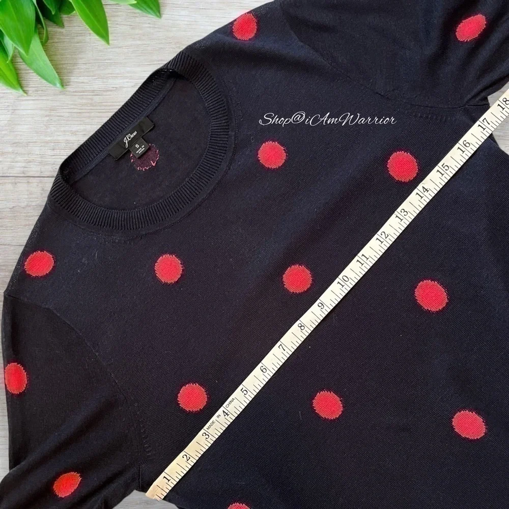 J.Crew short sleeve navy sweater in pink polka-dot *shop@iamwarrior